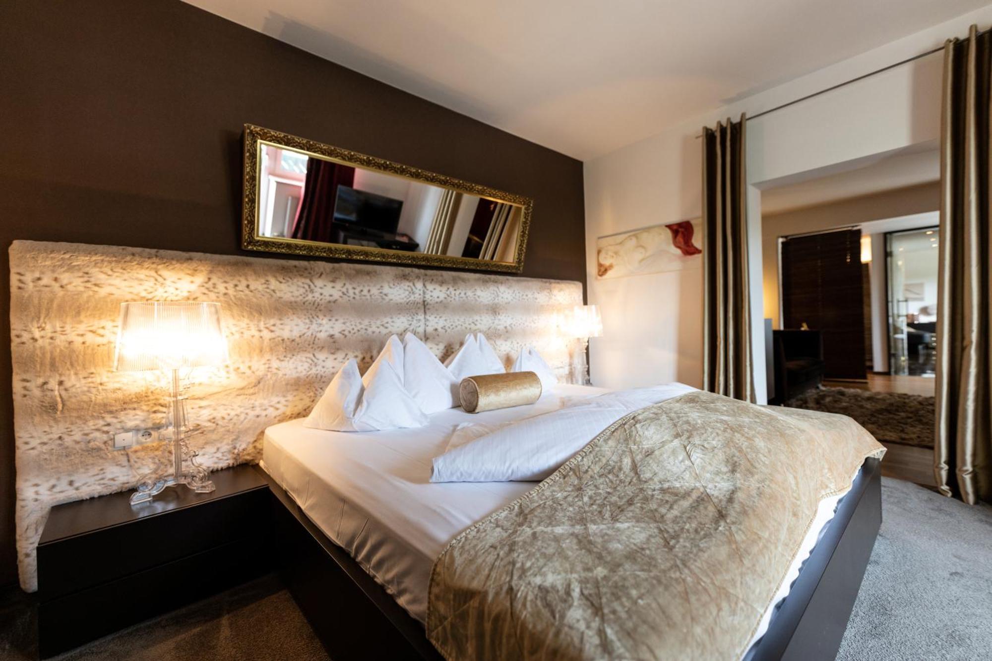 Maiers Kuschelhotel Loipersdorf Deluxe - Adults Only Fürstenfeld Eksteriør bilde