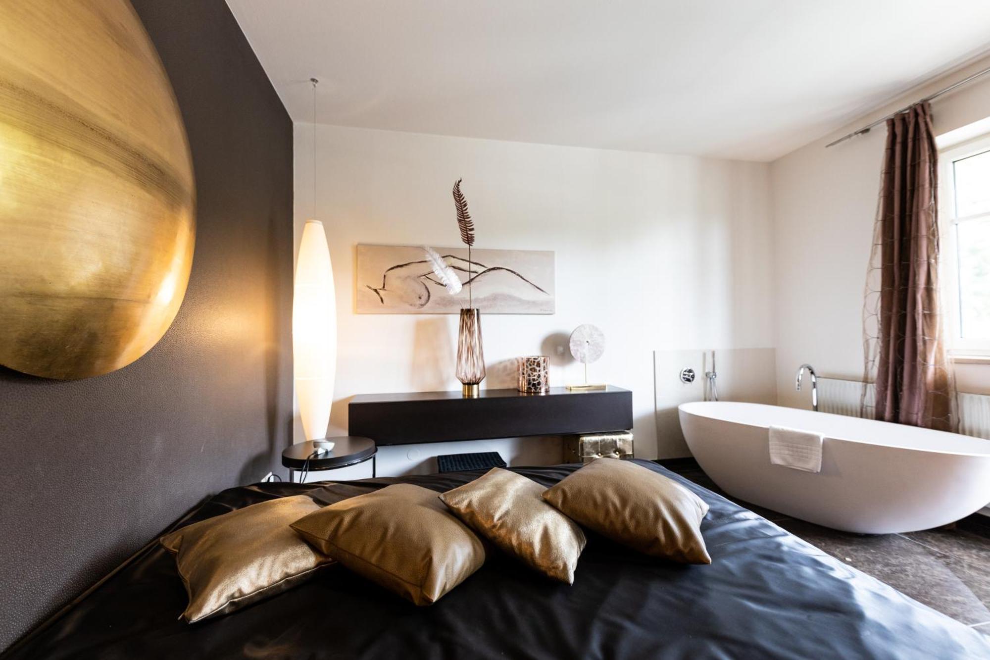 Maiers Kuschelhotel Loipersdorf Deluxe - Adults Only Fürstenfeld Eksteriør bilde