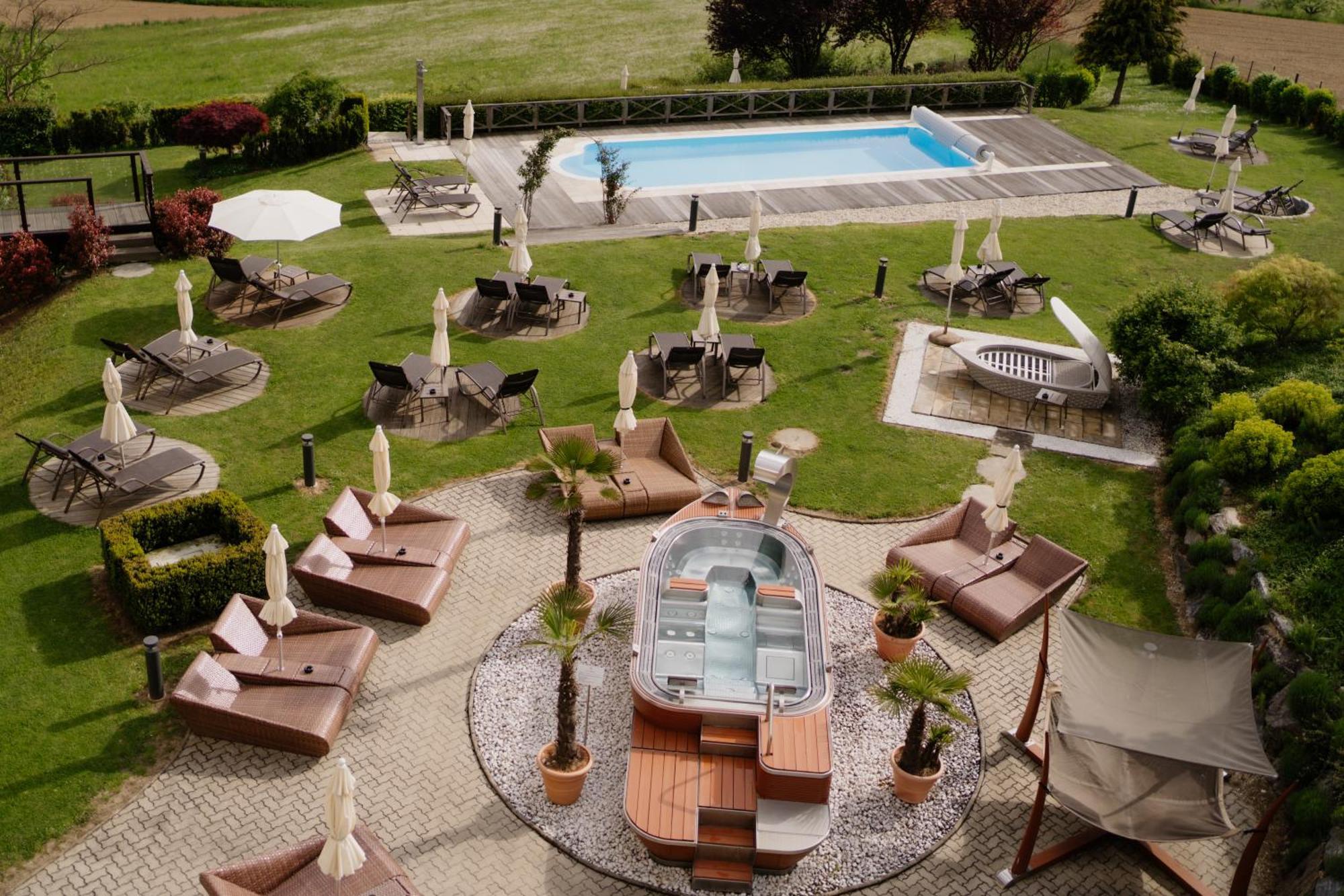 Maiers Kuschelhotel Loipersdorf Deluxe - Adults Only Fürstenfeld Eksteriør bilde
